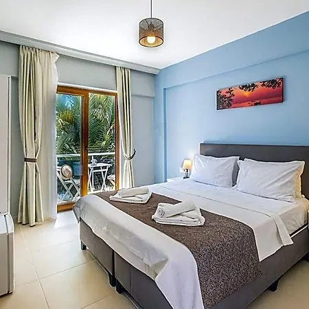 Otel Himm 3*