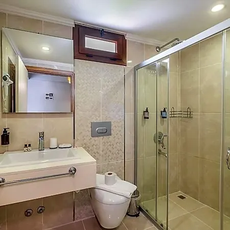 Otel Himm 3*